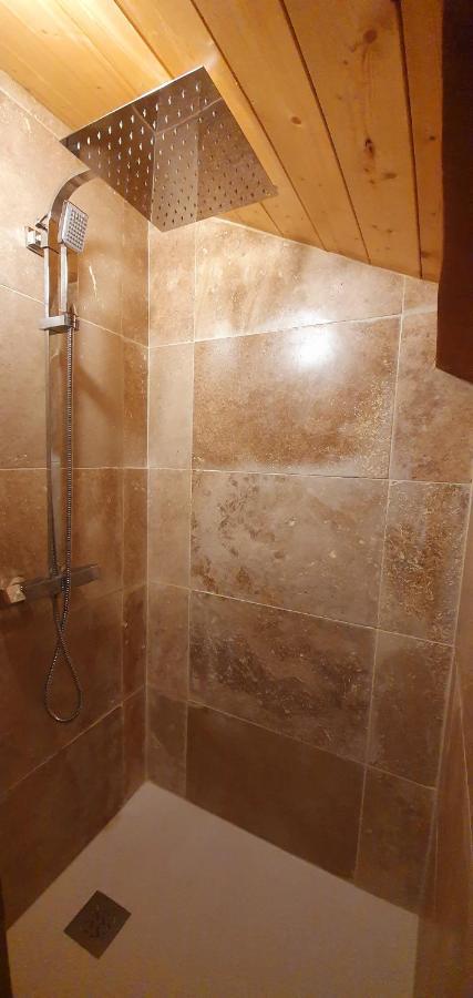 Magnifique Chalet Avec Balneotherapie Roubion 외부 사진