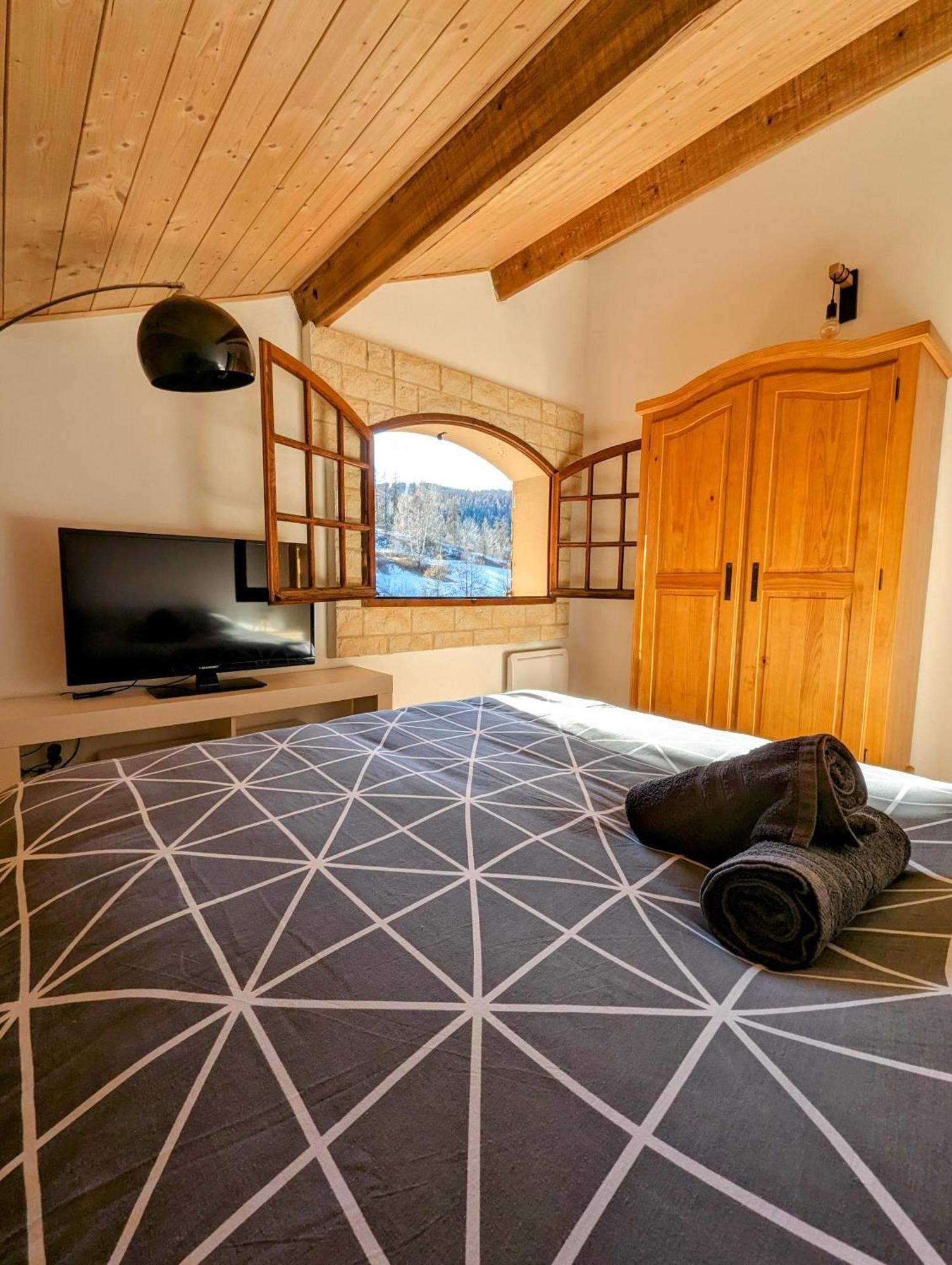 Magnifique Chalet Avec Balneotherapie Roubion 외부 사진